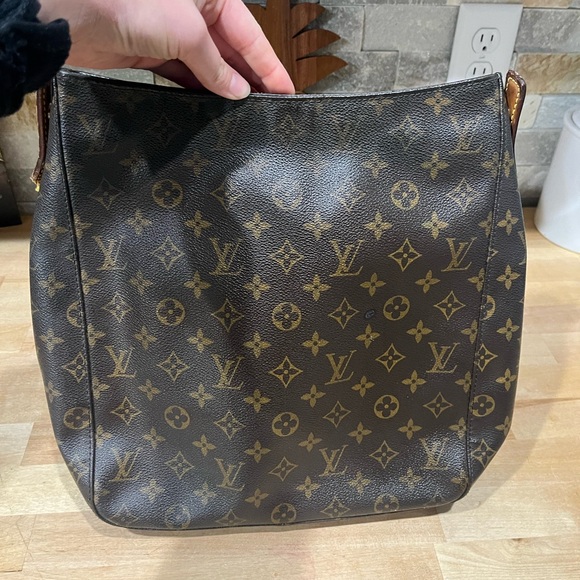 Louis Vuitton monogram looping bag - Picture 3 of 10
